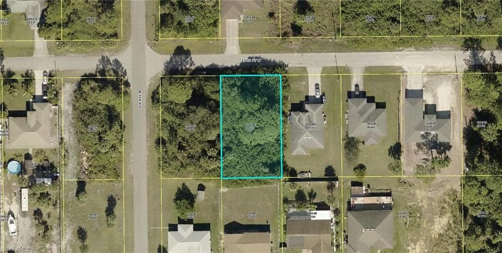 2819 10th ST W LEHIGH ACRES, FL 33971