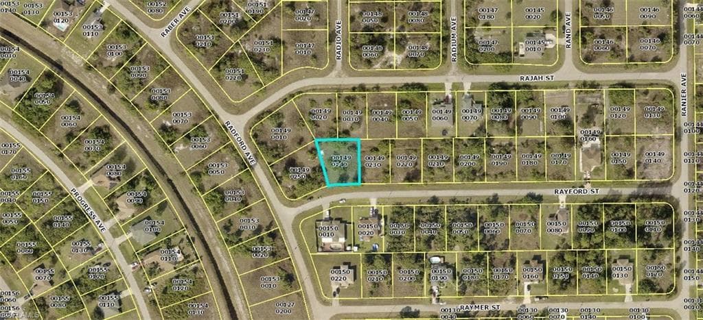 431 Rayford ST LEHIGH ACRES, FL 33974