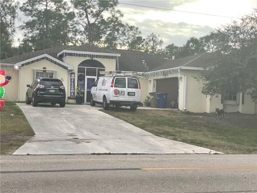 1323 Acacia AVE LEHIGH ACRES, FL 33972