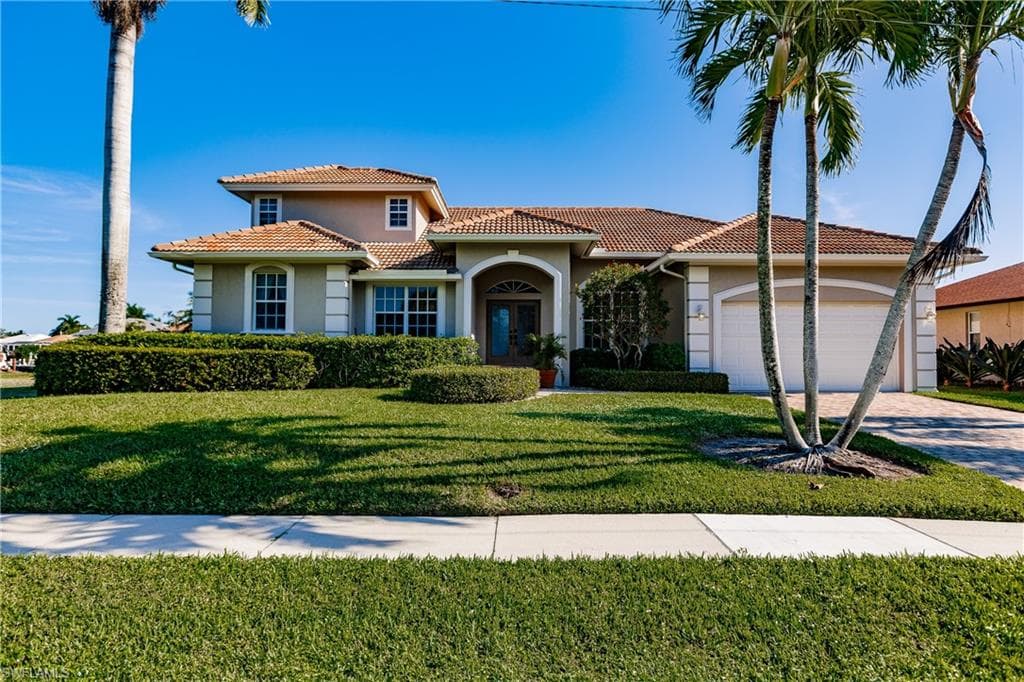 483 Barcelona CT MARCO ISLAND, FL 34145