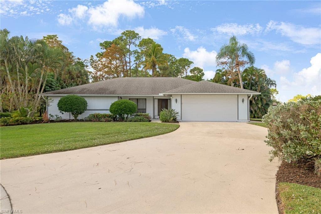 2209 Imperial Golf Course BLVD NAPLES, FL 34110