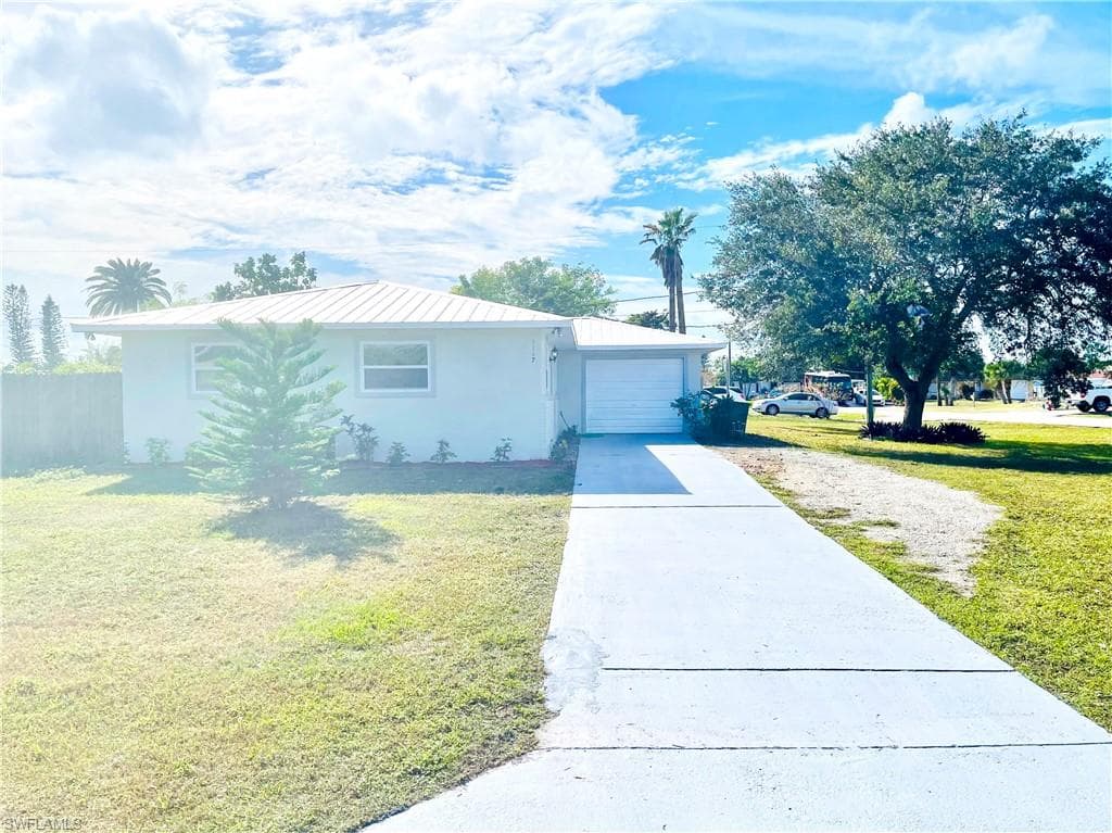 2117 52nd TER SW NAPLES, FL 34116