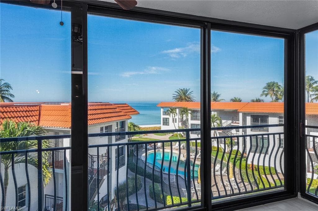 3333 Gulf Shore BLVD N 301 NAPLES, FL 34103