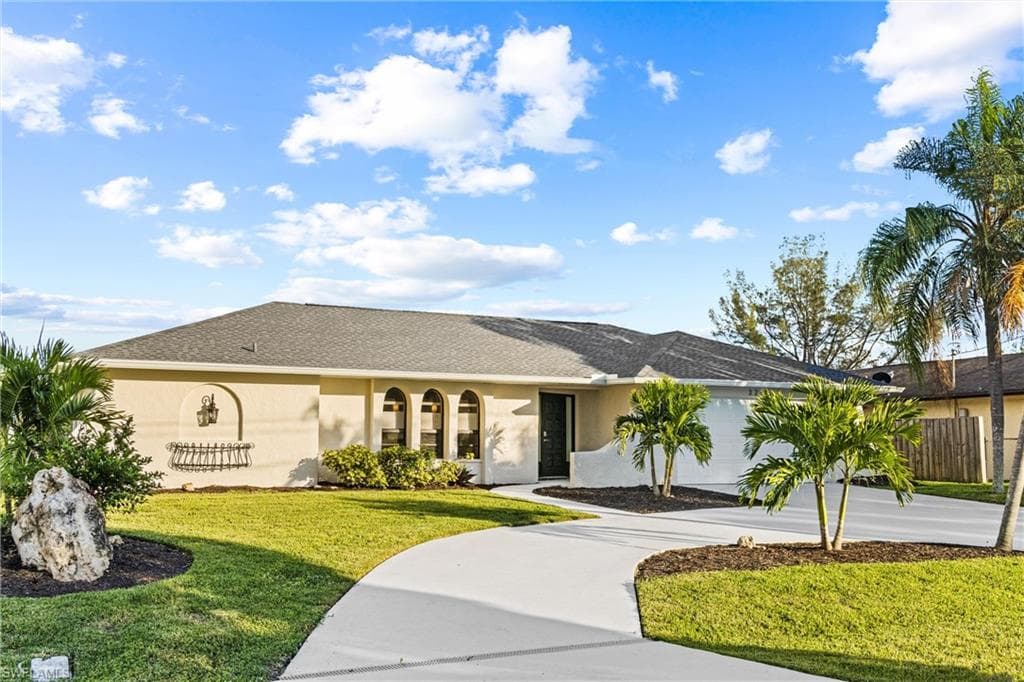 3211 SE 4th PL CAPE CORAL, FL 33904