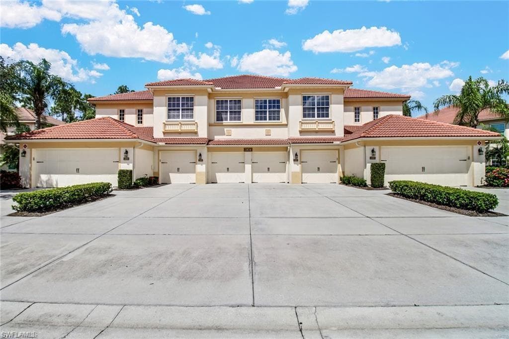 7874 Clemson ST 102 NAPLES, FL 34104