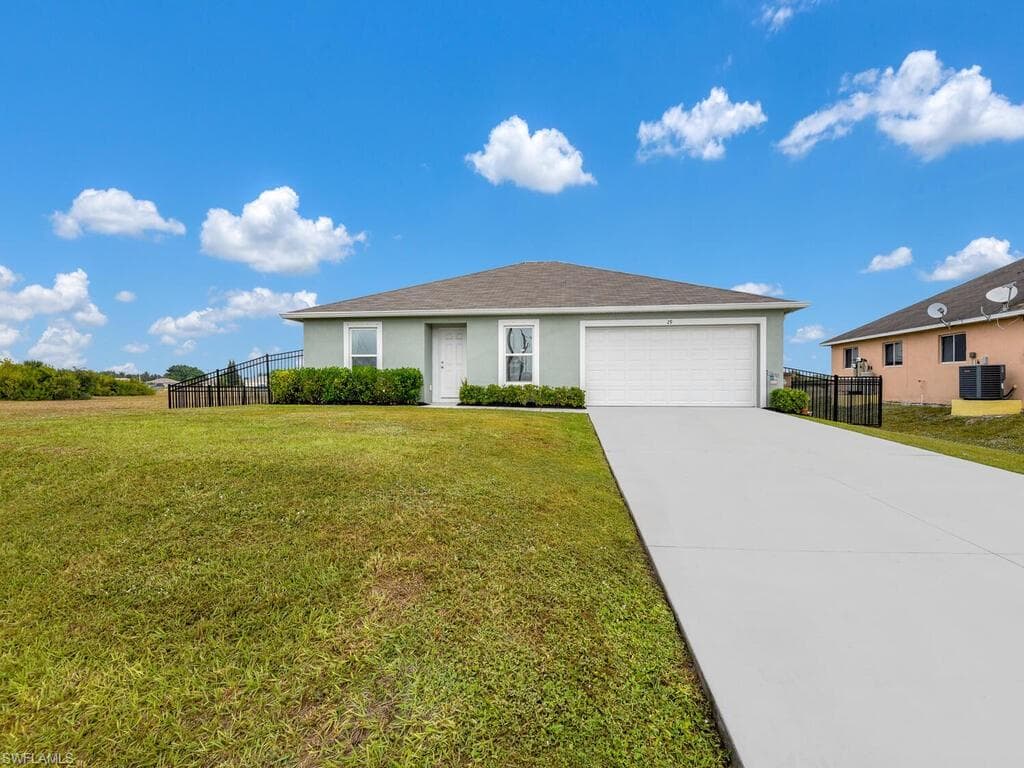 29 NE 27th TER CAPE CORAL, FL 33909