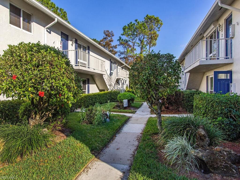 256 Candycane LN 1004 NAPLES, FL 34112