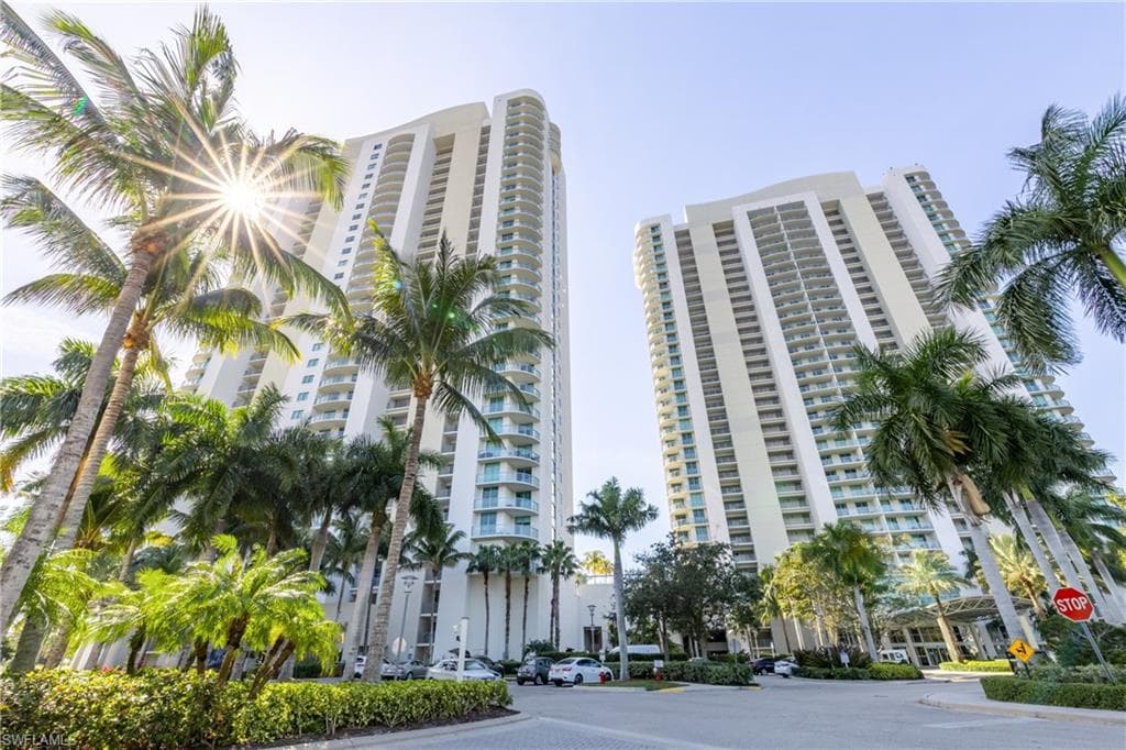 3000 Oasis Grand BLVD 1502 FORT MYERS, FL 33916