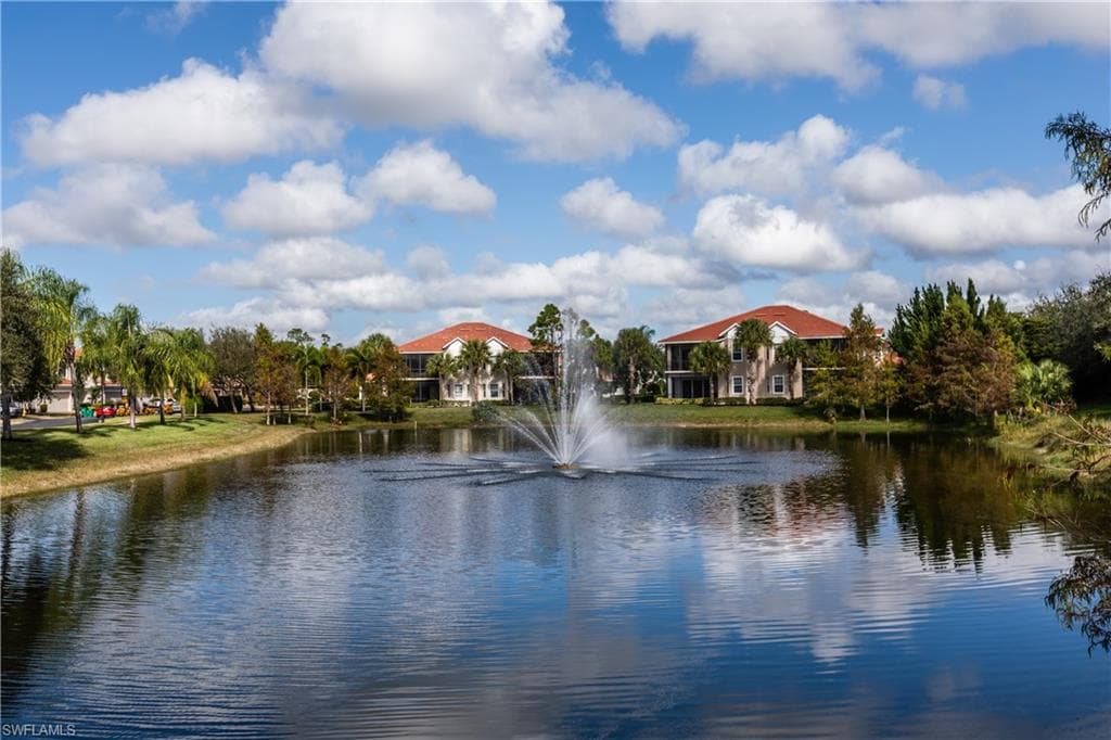 7876 Hawthorne DR 1204 NAPLES, FL 34113