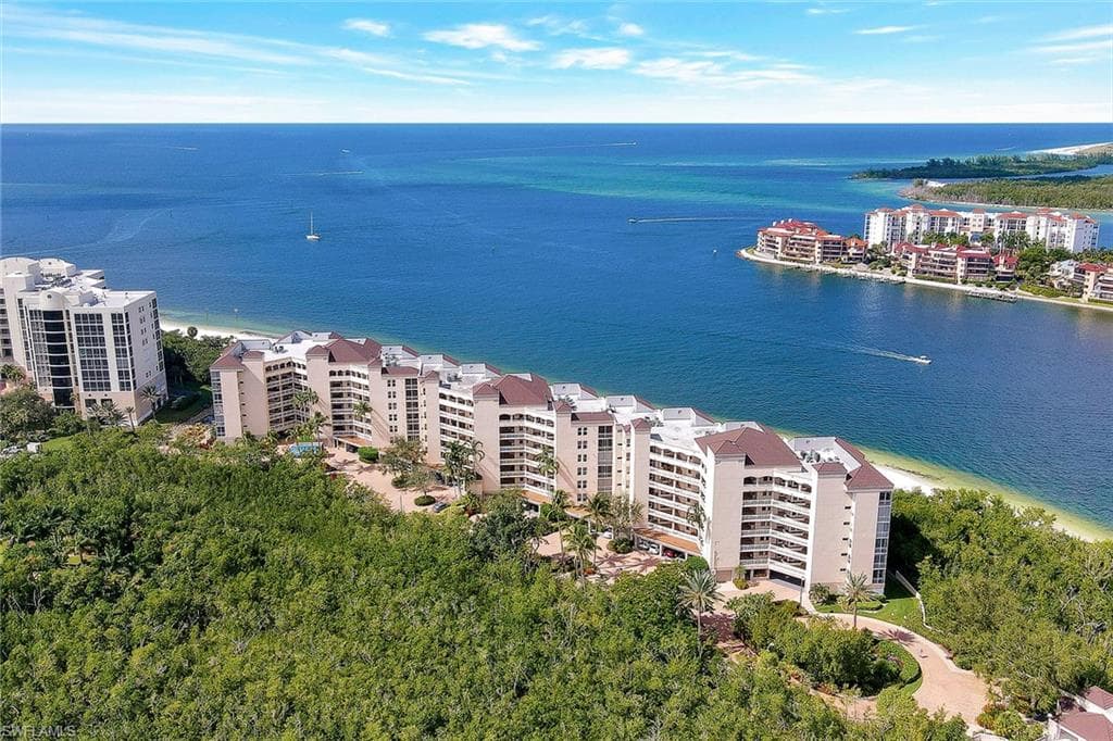 6000 Royal Marco WAY 649 MARCO ISLAND, FL 34145