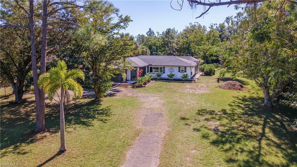 3570 20th AVE NE NAPLES, FL 34120