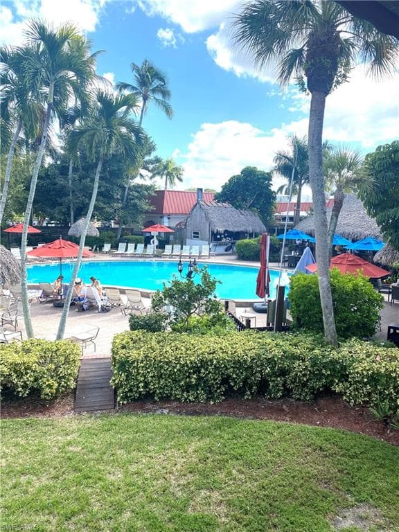 2555 Tamiami TRL N 109 NAPLES, FL 34103