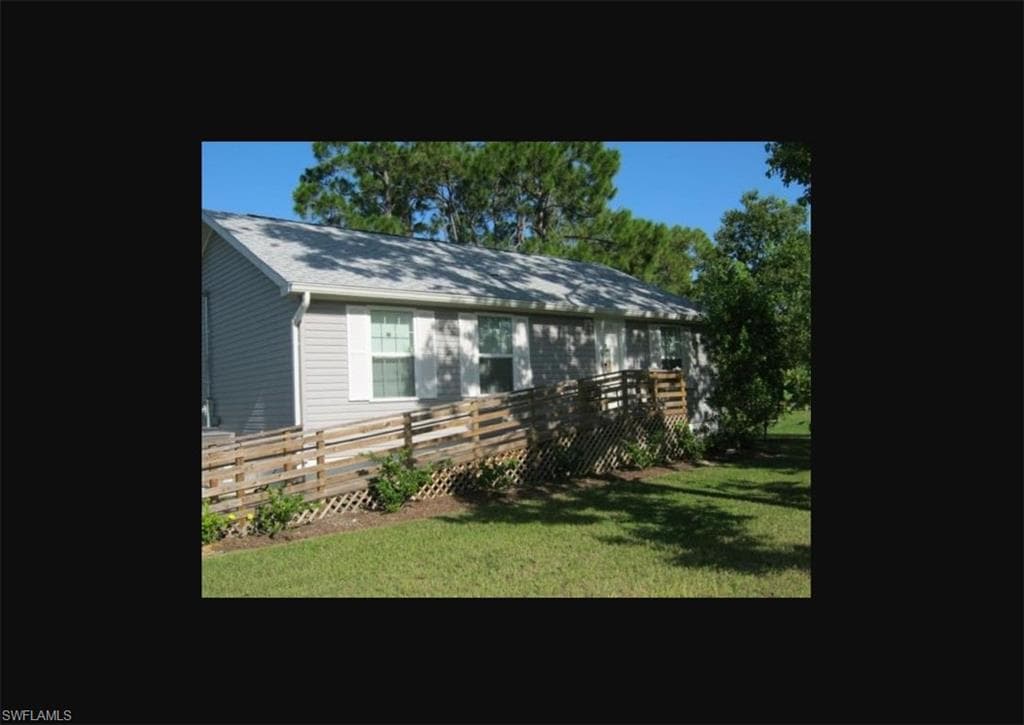 8336 Marx DR NORTH FORT MYERS, FL 33917