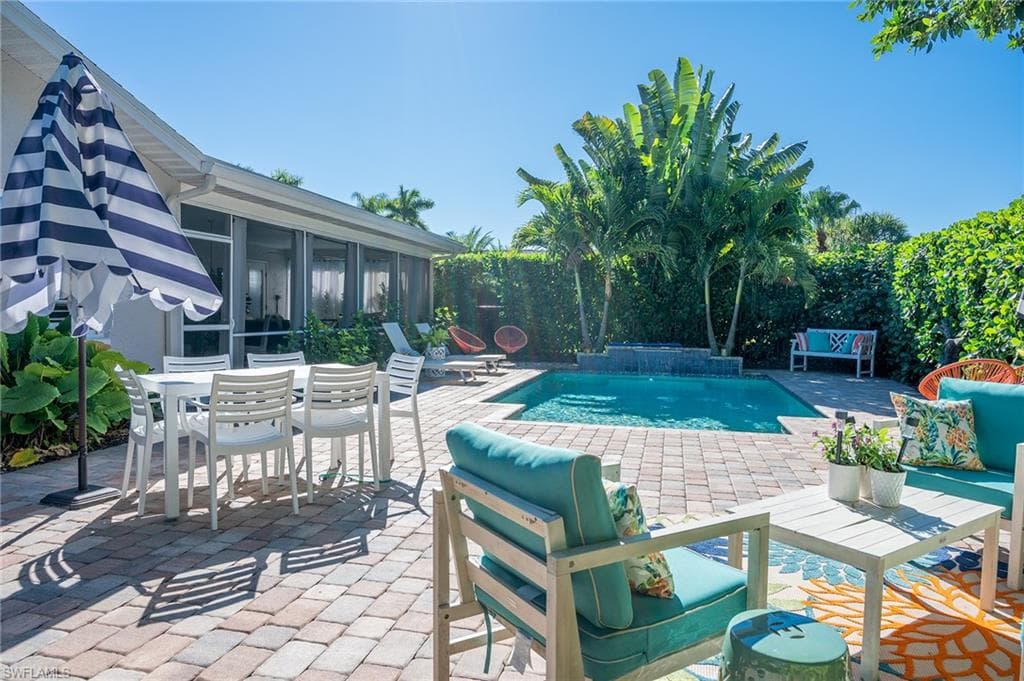 226 Dent DR NAPLES, FL 34112