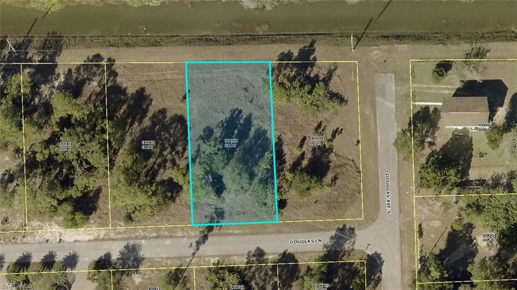 4106 Douglas LN LEHIGH ACRES, FL 33976