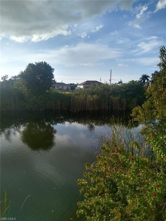 1734 NW 9th AVE CAPE CORAL, FL 33993