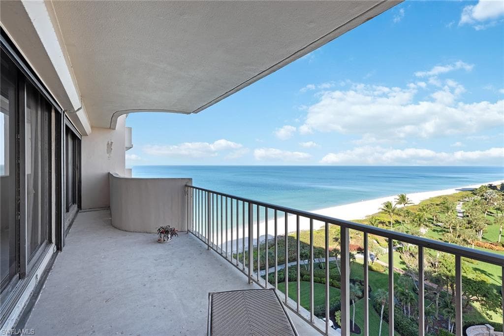 4005 Gulf Shore BLVD N 1005 NAPLES, FL 34103