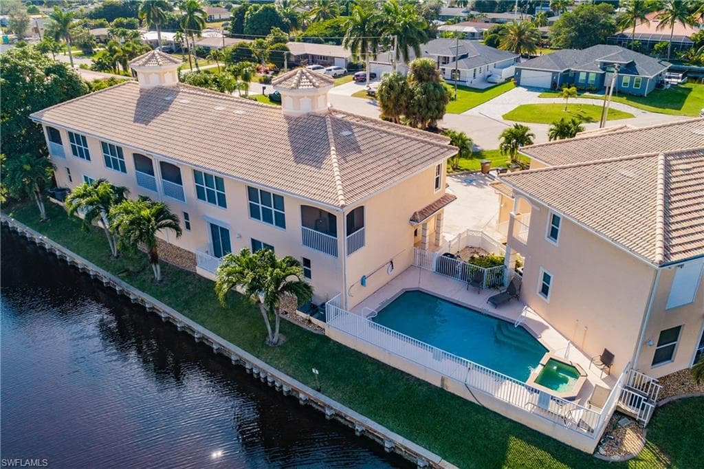 5111 Atlantic CT 104 CAPE CORAL, FL 33904