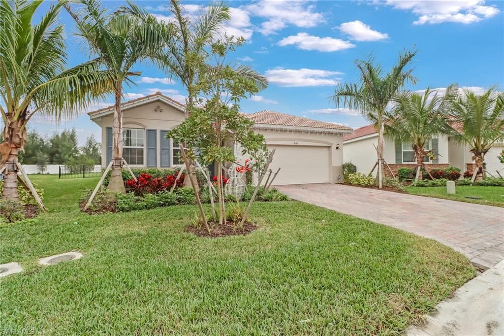3038 Birchin LN FORT MYERS, FL 33916