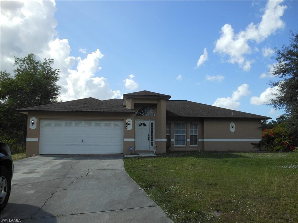 437 Boleyn CIR LEHIGH ACRES, FL 33974