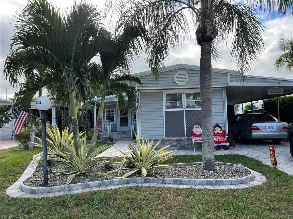 11351 Azalea LN FORT MYERS BEACH, FL 33931
