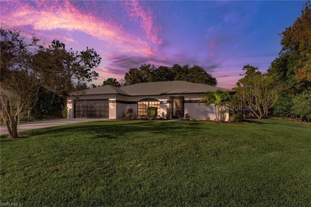 4211 Green BLVD NAPLES, FL 34116