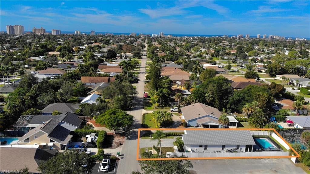 861 97th AVE N NAPLES, FL 34108