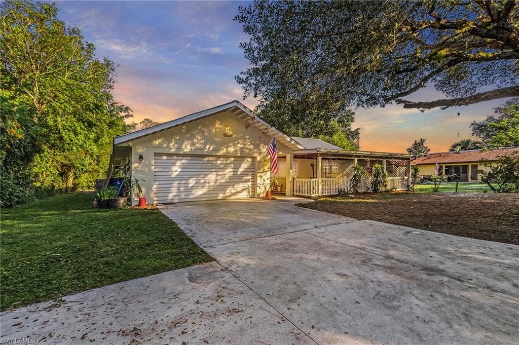 4697 Orange River Loop RD FORT MYERS, FL 33905
