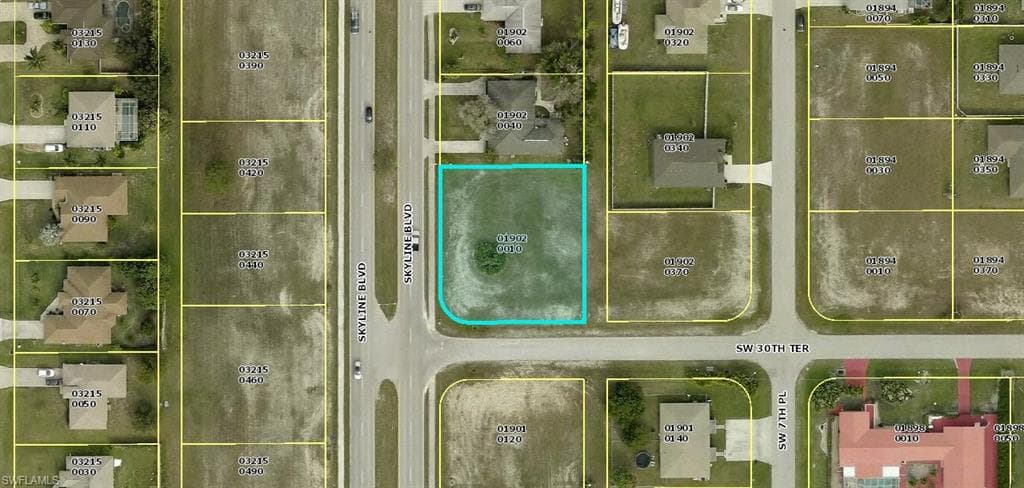 3015 Skyline BLVD CAPE CORAL, FL 33914