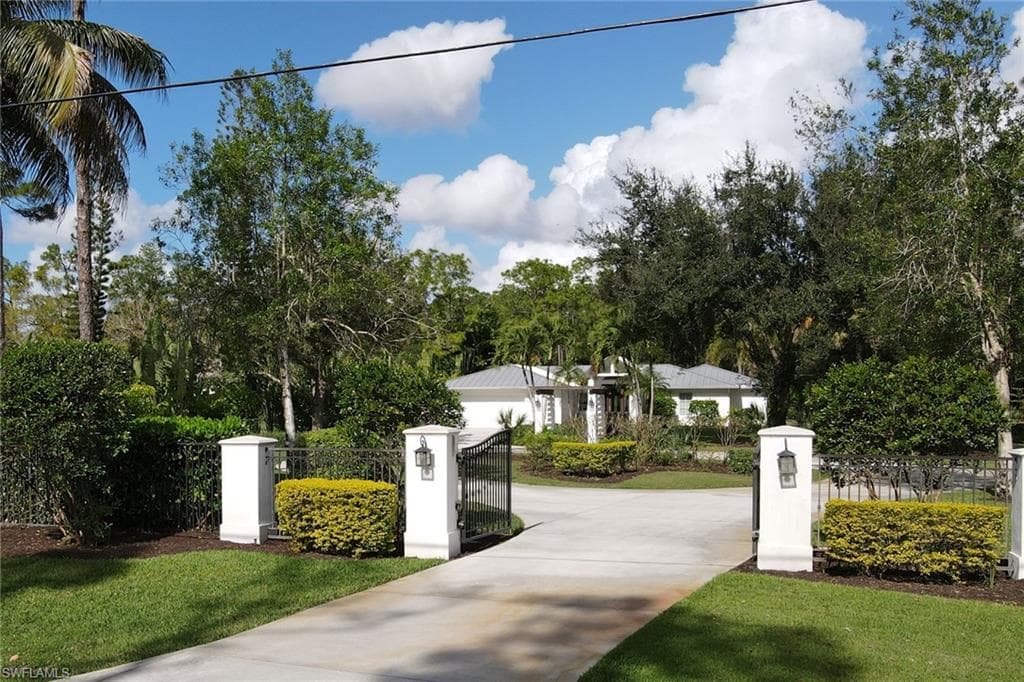 5371 Tamarind Ridge DR NAPLES, FL 34119