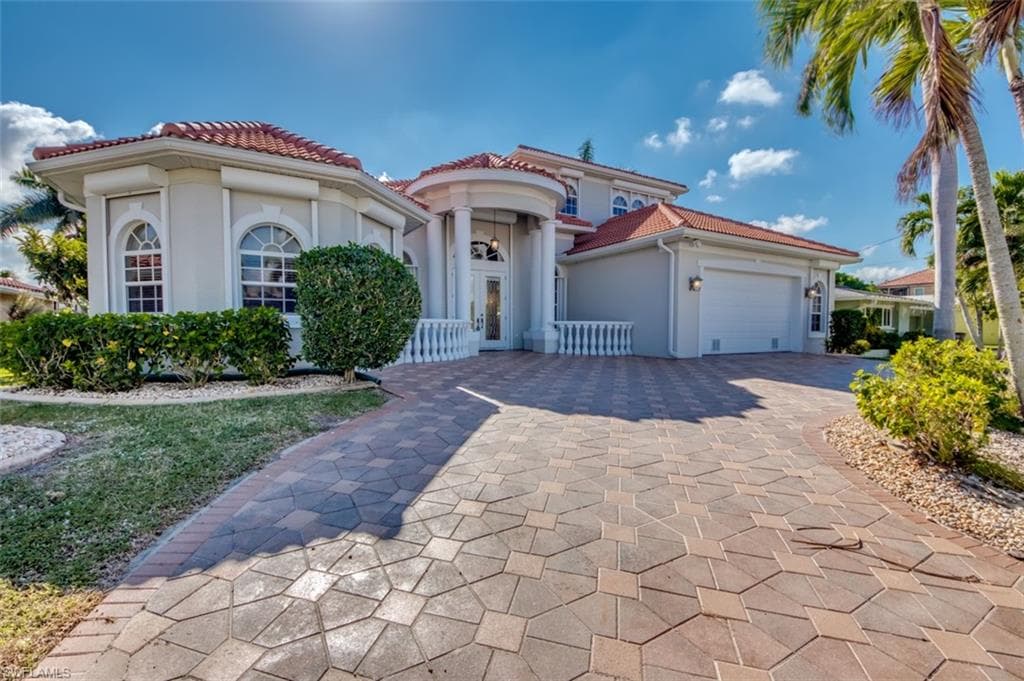 126 SW 58th ST CAPE CORAL, FL 33914