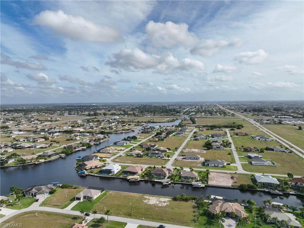 823 NW 36th PL CAPE CORAL, FL 33993