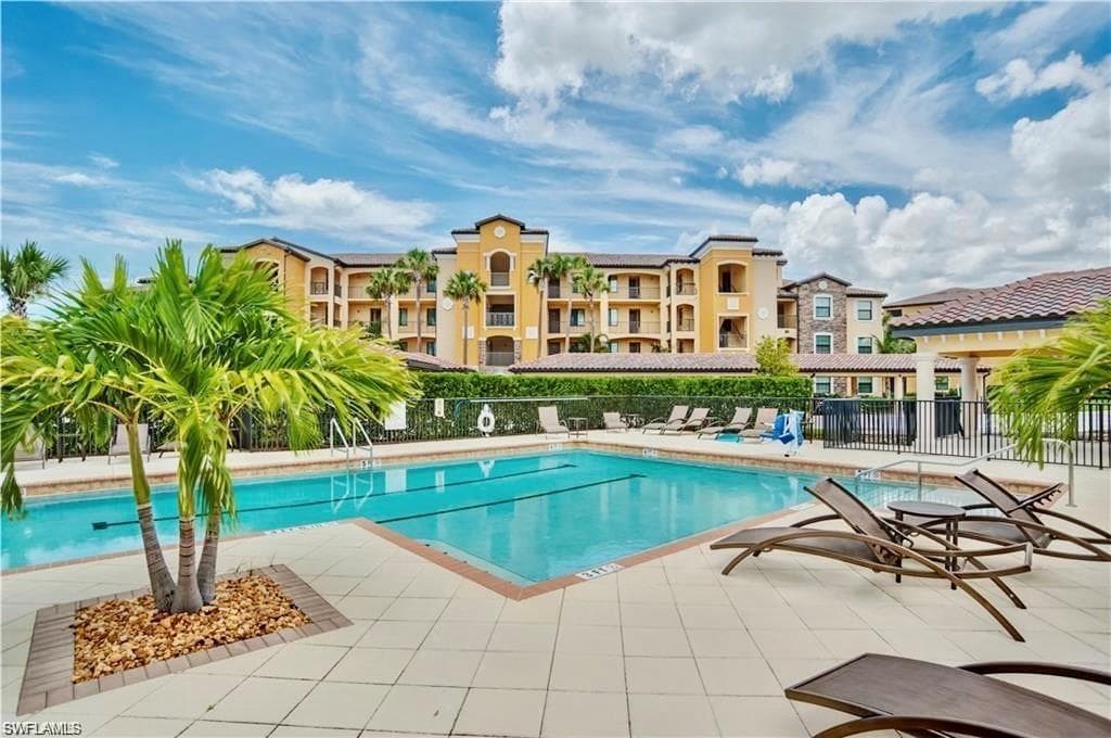 9830 Giaveno CIR 1621 NAPLES, FL 34113