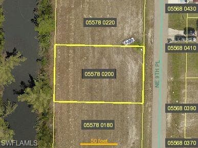 3572 NE 9th PL CAPE CORAL, FL 33909