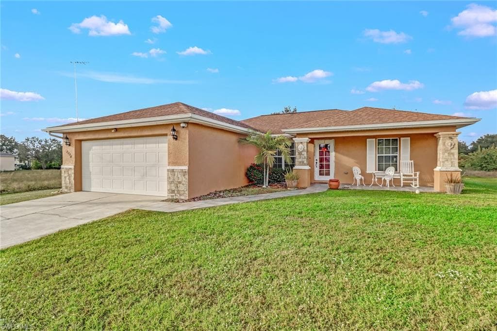 5220 Centennial BLVD LEHIGH ACRES, FL 33971