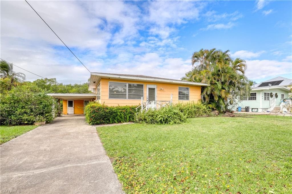 205 Tropical Shore WAY FORT MYERS BEACH, FL 33931