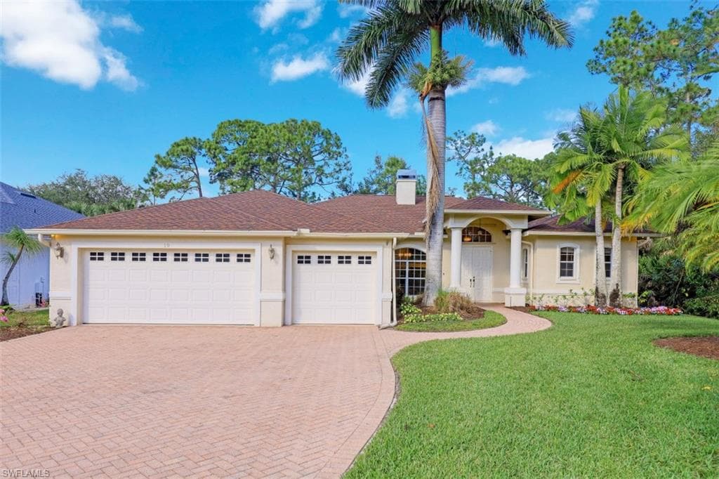 19 Heritage WAY NAPLES, FL 34110
