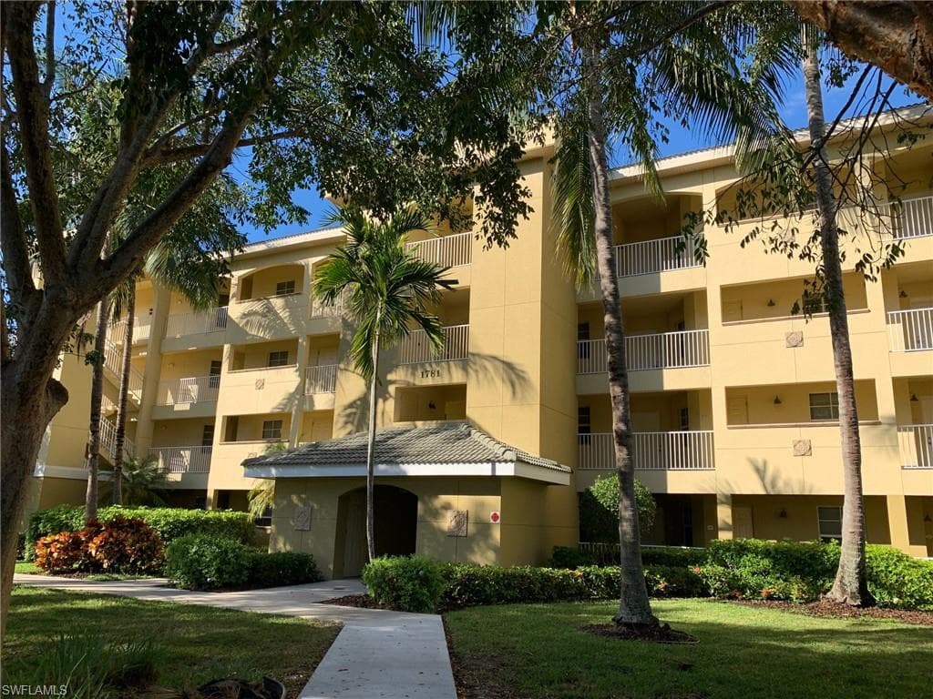 1781 Four Mile Cove PKY 142 CAPE CORAL, FL 33990