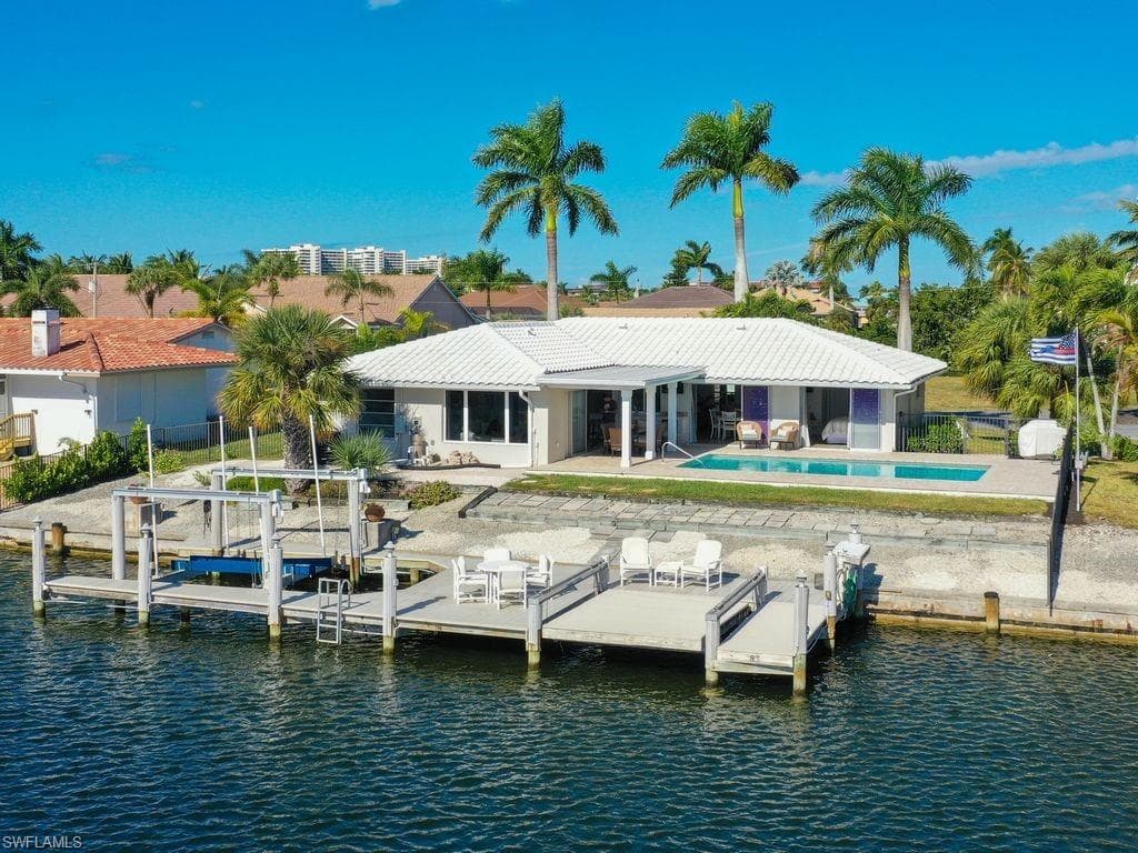 87 Buttercup CT MARCO ISLAND, FL 34145