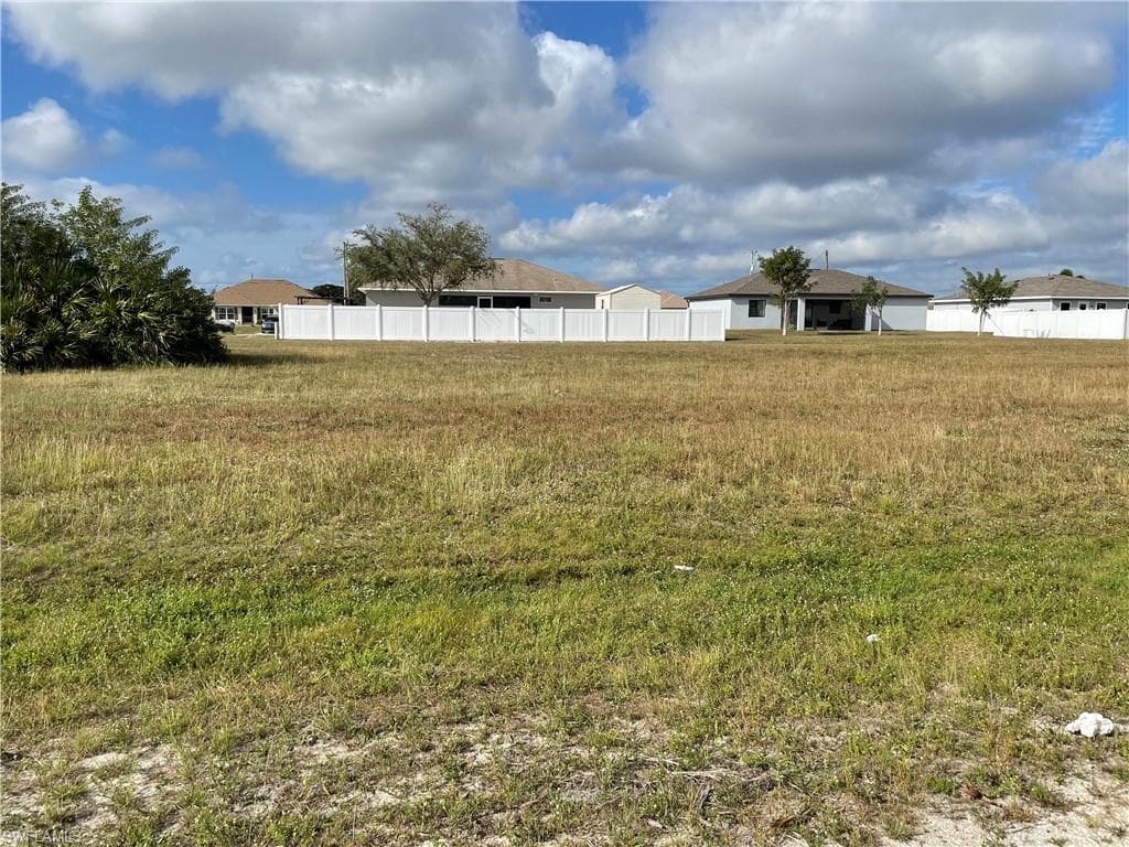 1722 NW 10th AVE CAPE CORAL, FL 33993