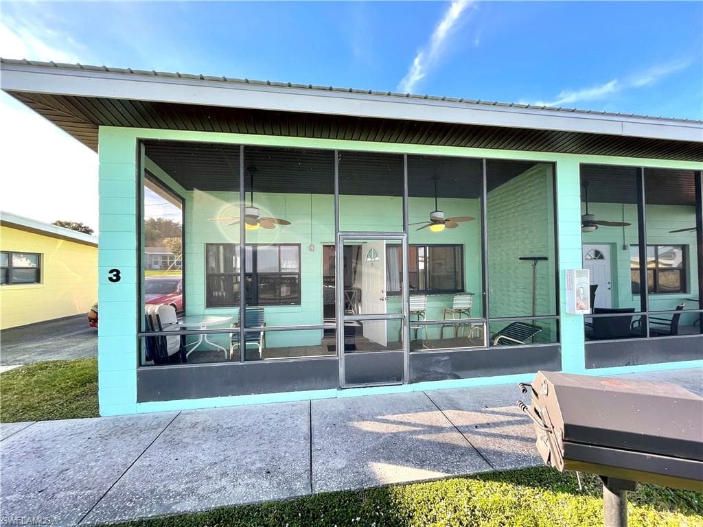 735 S Lakeview RD Unit 3 LAKE PLACID, FL 33852