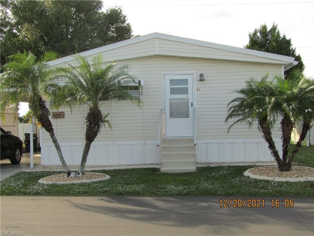 1 S Mockingbird A1 PUNTA GORDA, FL 33950