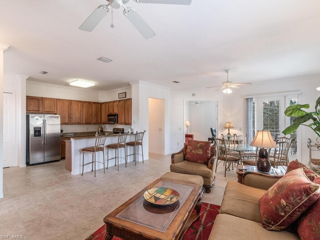 960 Peggy CIR 704 NAPLES, FL 34113