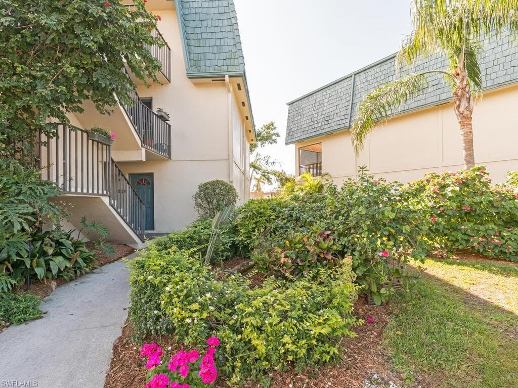 1760 Bald Eagle DR 506C NAPLES, FL 34105