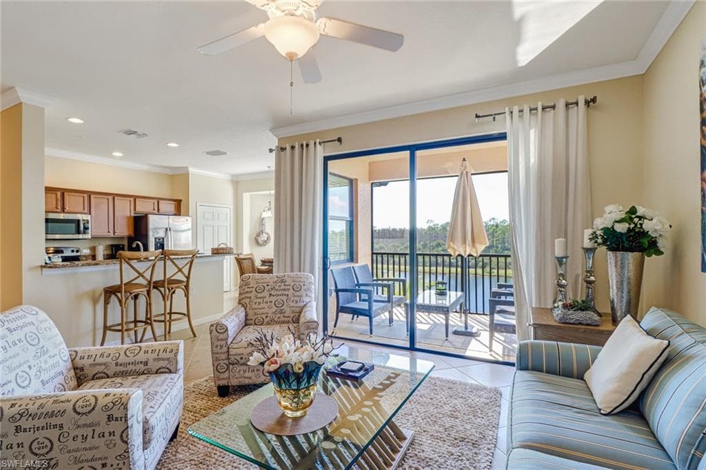 9723 Acqua CT 346 NAPLES, FL 34113