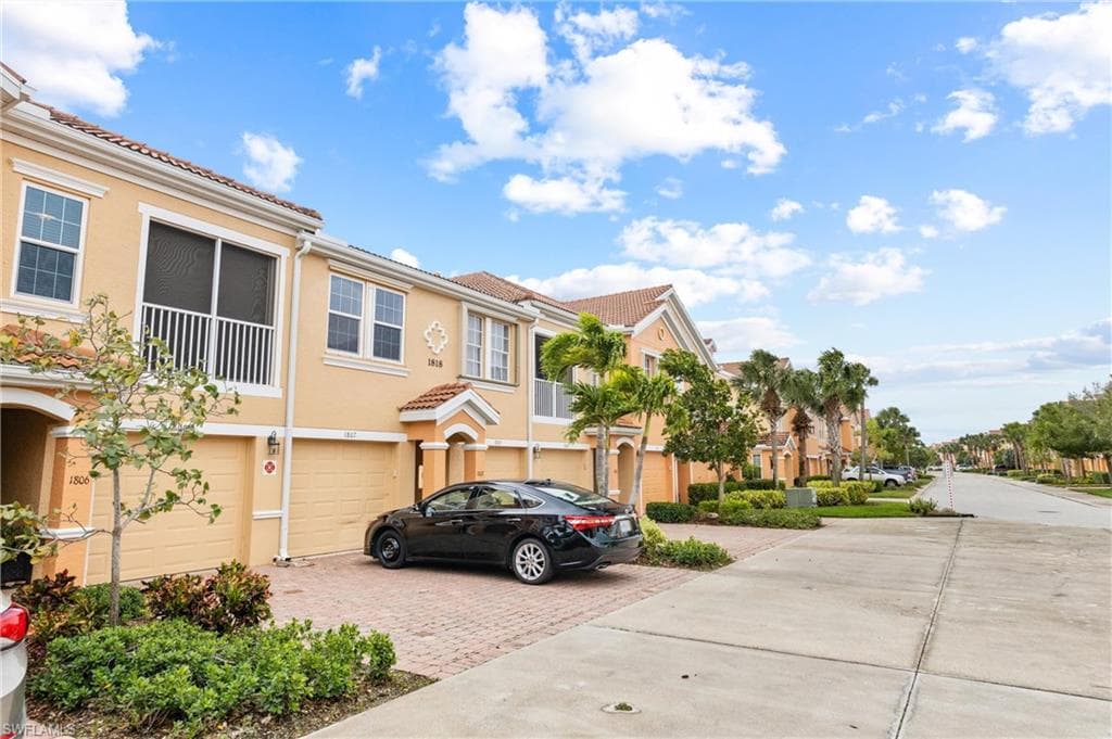 1818 Concordia Lake CIR 1806 CAPE CORAL, FL 33909