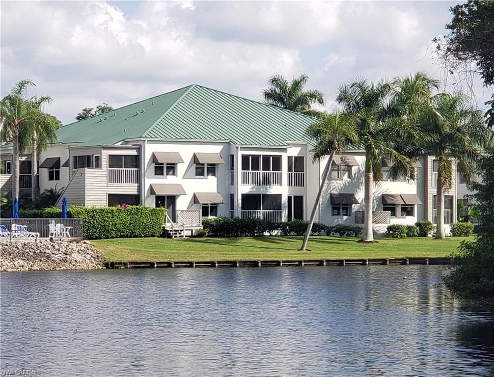 541 Club Side DR 3-541 NAPLES, FL 34110