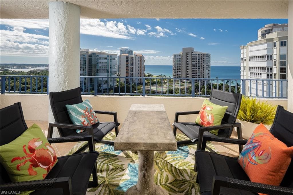 4451 Gulf Shore BLVD N 1604 NAPLES, FL 34103