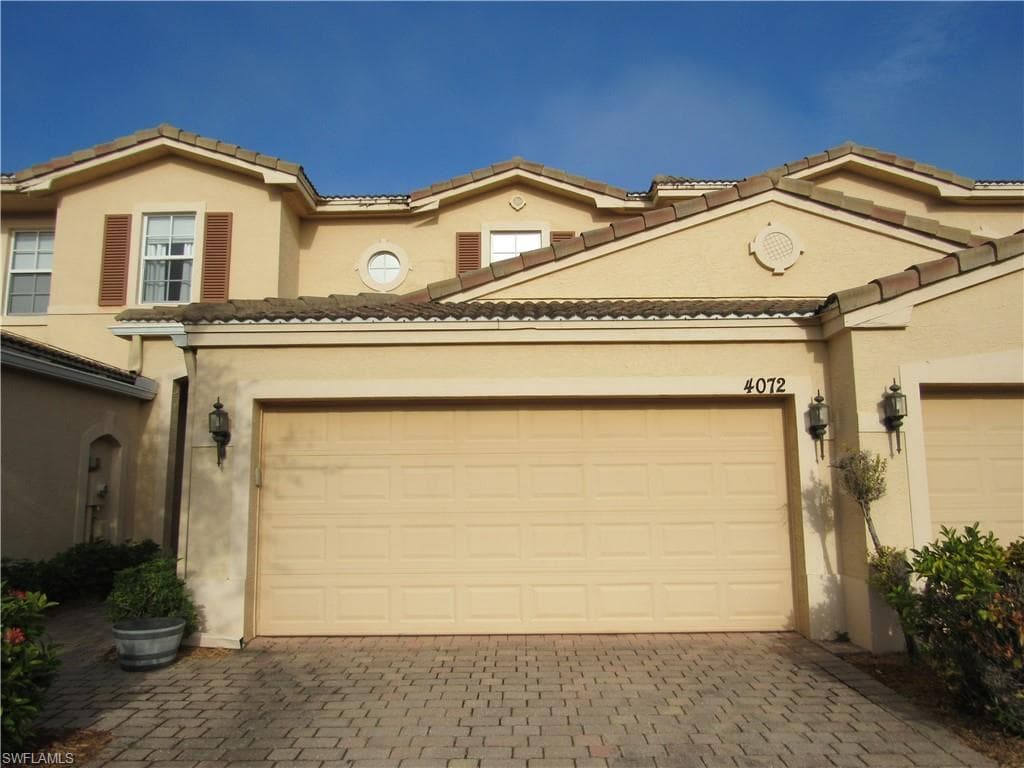 4072 Cherrybrook LOOP FORT MYERS, FL 33966