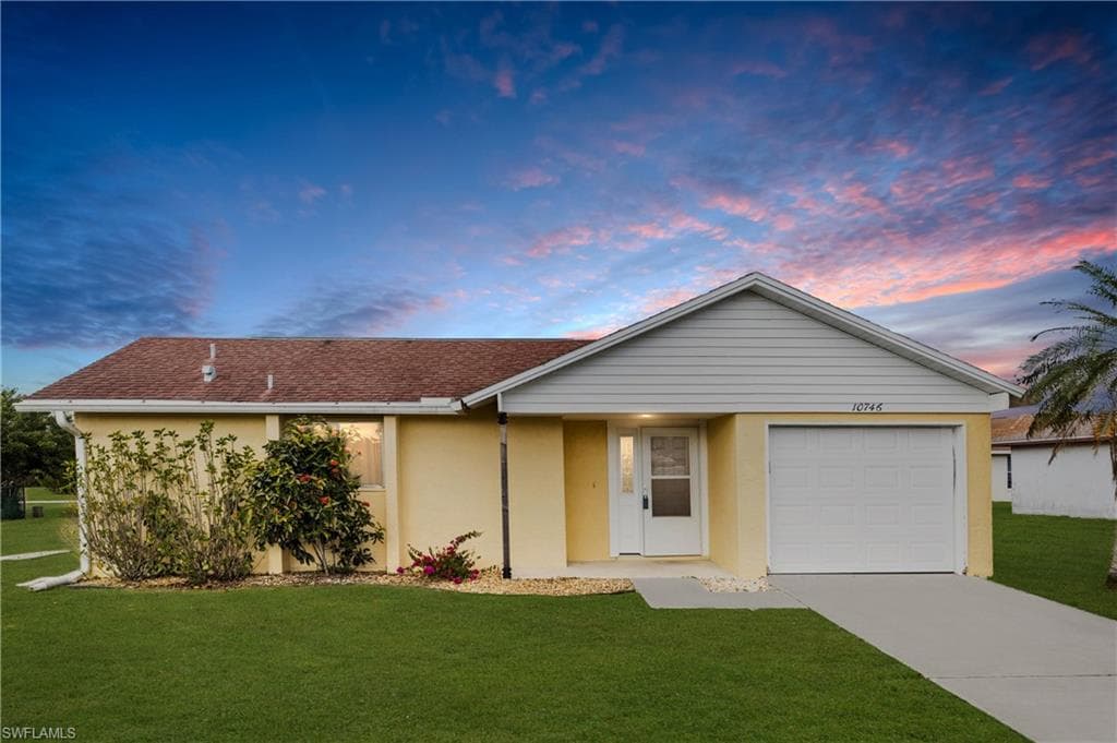 10746 Lemontree CT LEHIGH ACRES, FL 33936